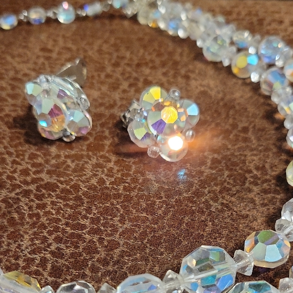 Iridescent Crystal Necklace and Earring Set (44) - Picture 2 of 16